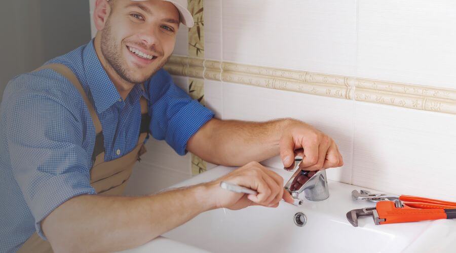 Expert burst pipe repair services in Rockwood, MI
